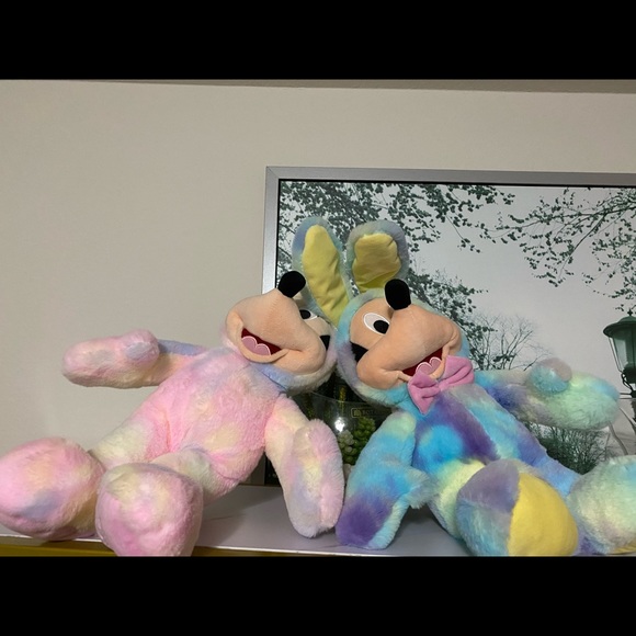 Toy - Picture 1 of 2